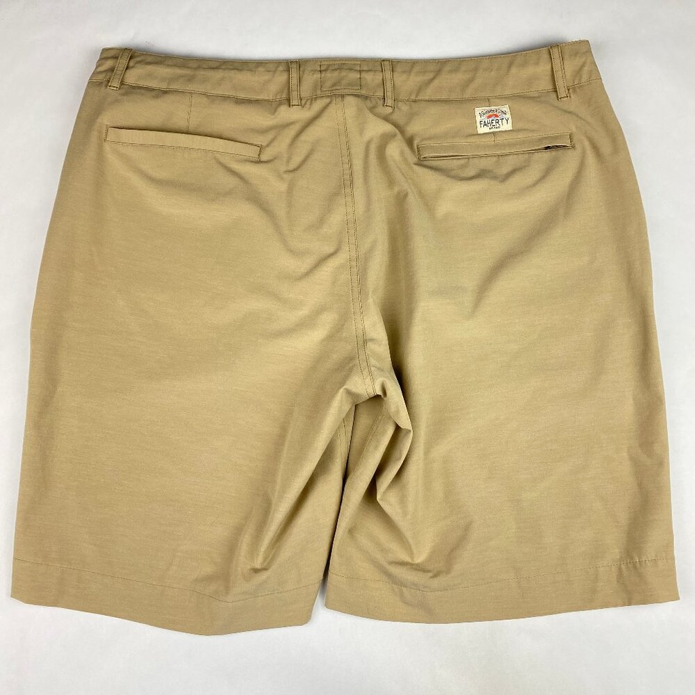 Faherty All Day Shorts Men's Size 40 - Tan - Performance - Picture 2 of 15